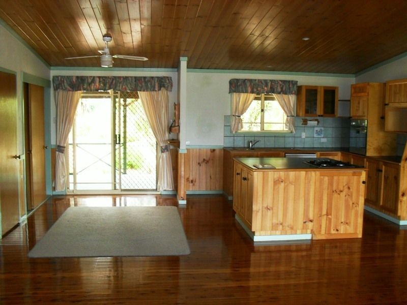 43 North kerton Road, Nanango QLD 4615