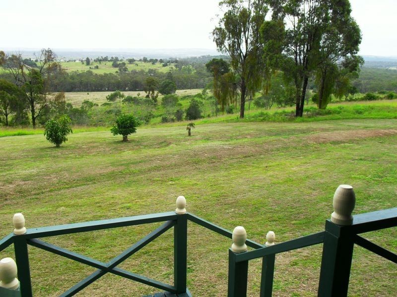43 North kerton Road, Nanango QLD 4615