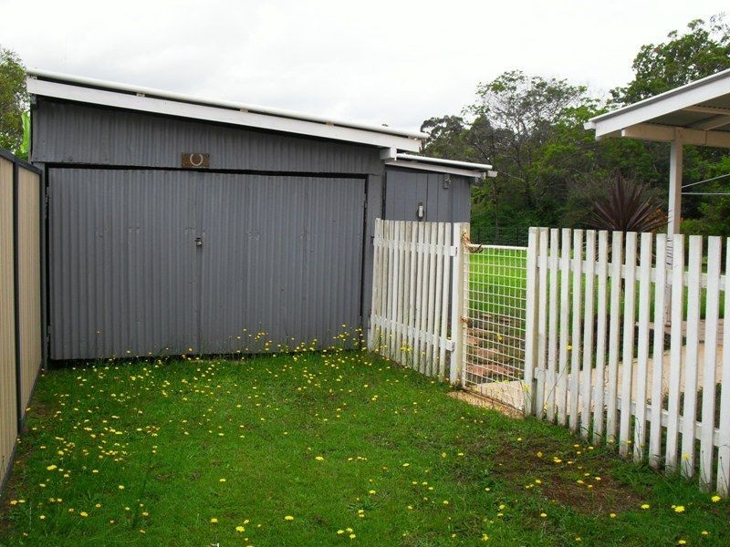 14 James Street, Blackbutt QLD 4306