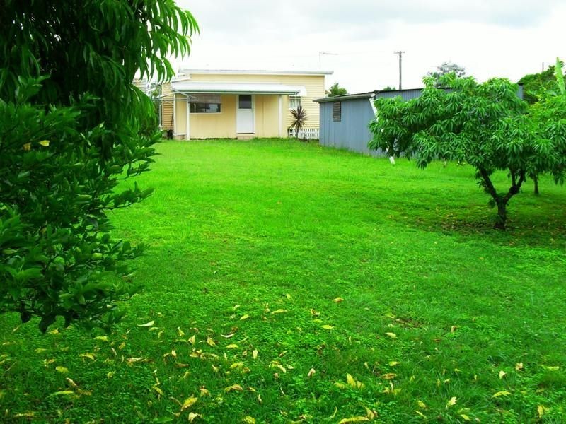 14 James Street, Blackbutt QLD 4306