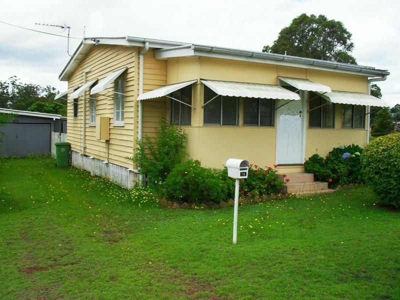 14 James Street, Blackbutt QLD 4306