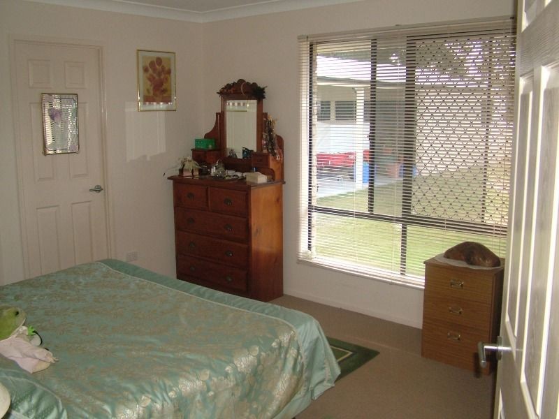 5 Oleander Street, Nanango QLD 4615