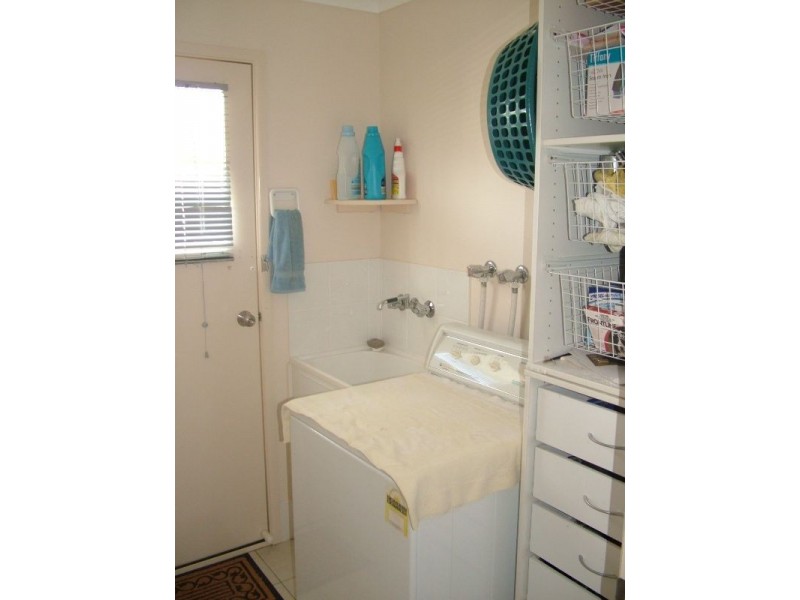 5 Oleander Street, Nanango QLD 4615