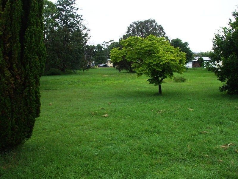 62 Gipps Street, Nanango QLD 4615