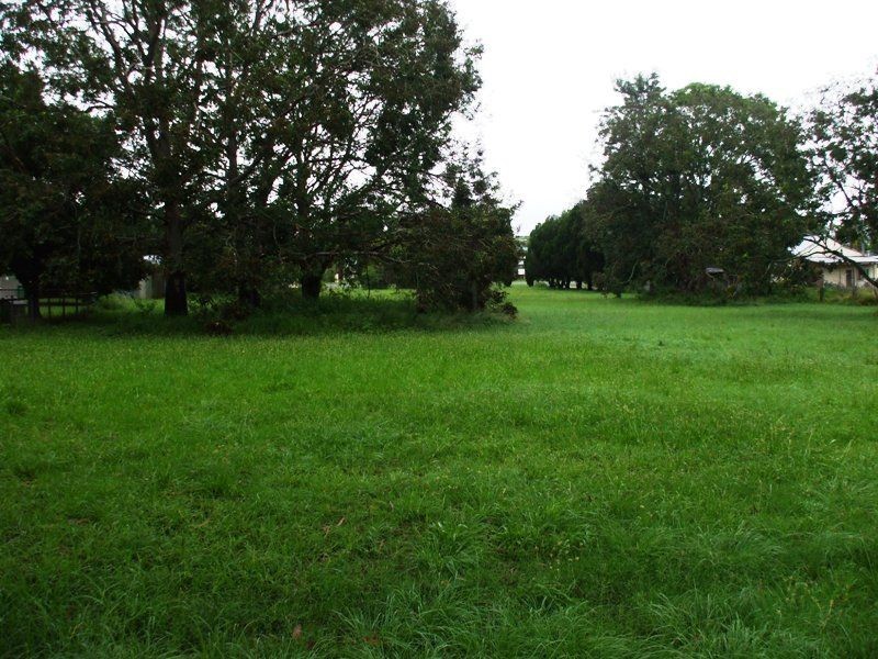 62 Gipps Street, Nanango QLD 4615