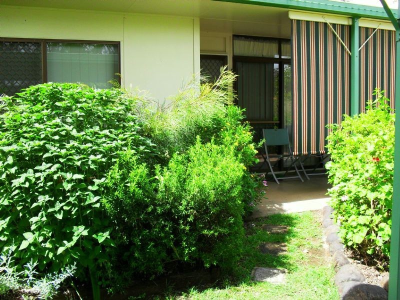 52 Cairns Street, Nanango QLD 4615