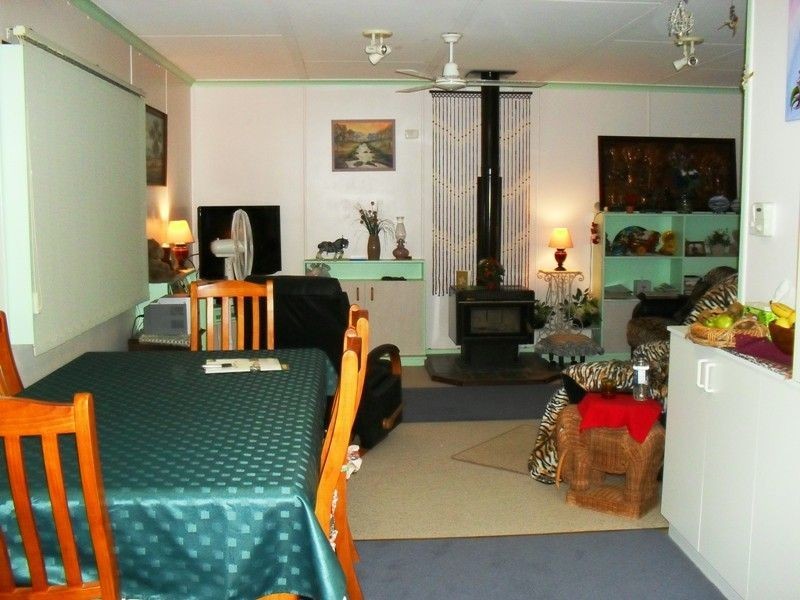 52 Cairns Street, Nanango QLD 4615