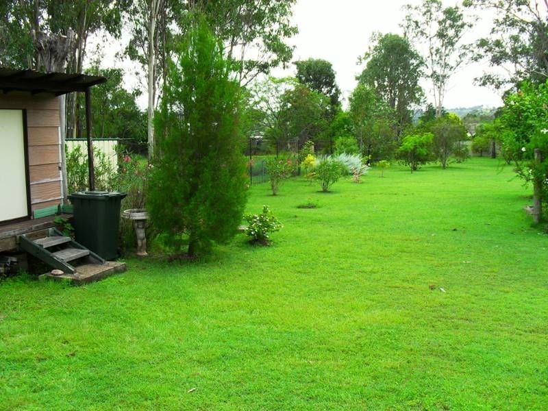 52 Cairns Street, Nanango QLD 4615