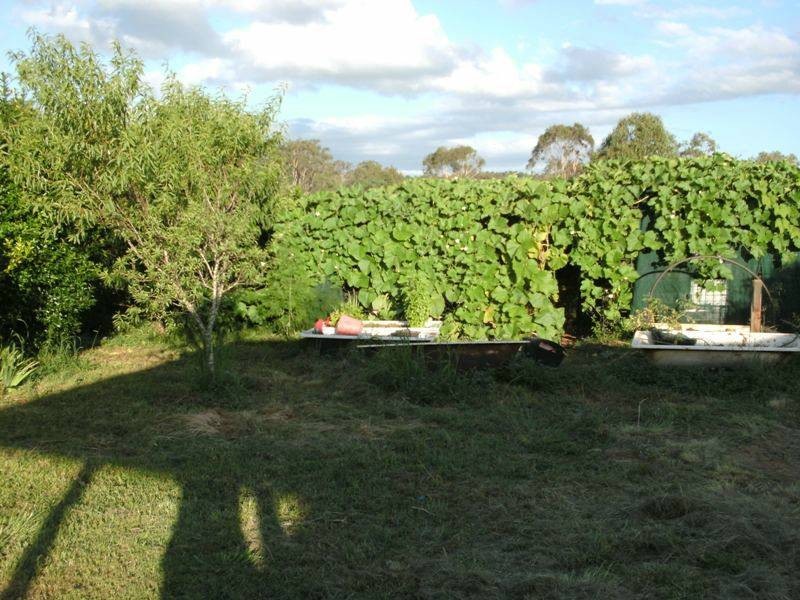 60 Grey Street, Nanango QLD 4615