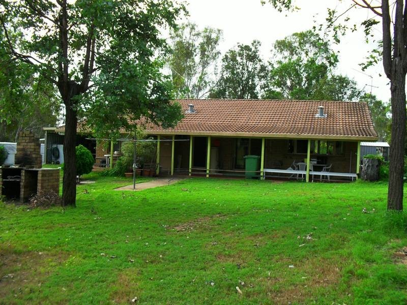 67 Templeton Road, Nanango QLD 4615