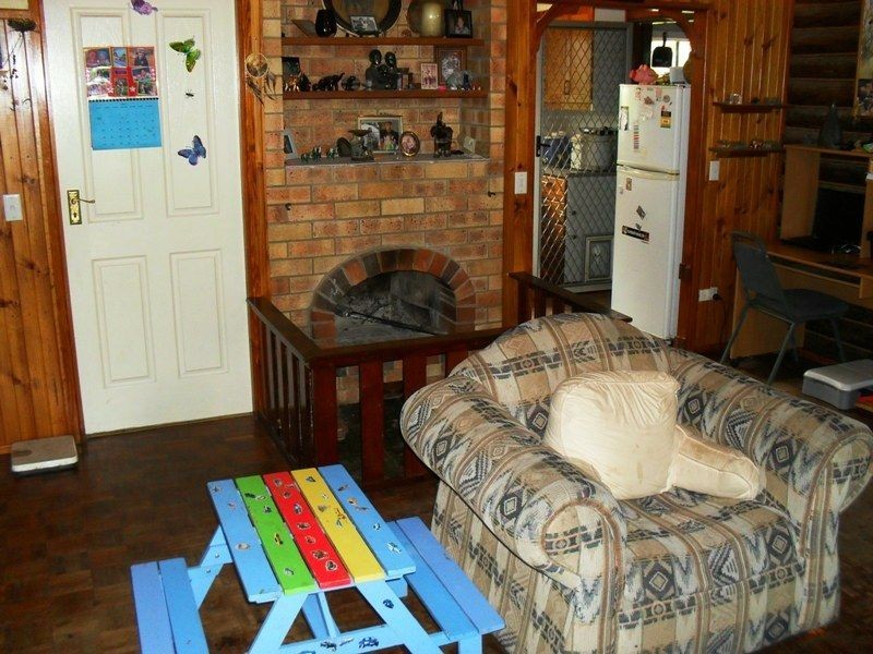 27B Cairns Street, Nanango QLD 4615