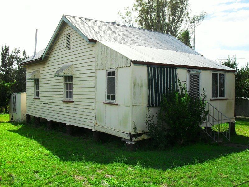 30 Appin Street, Nanango QLD 4615