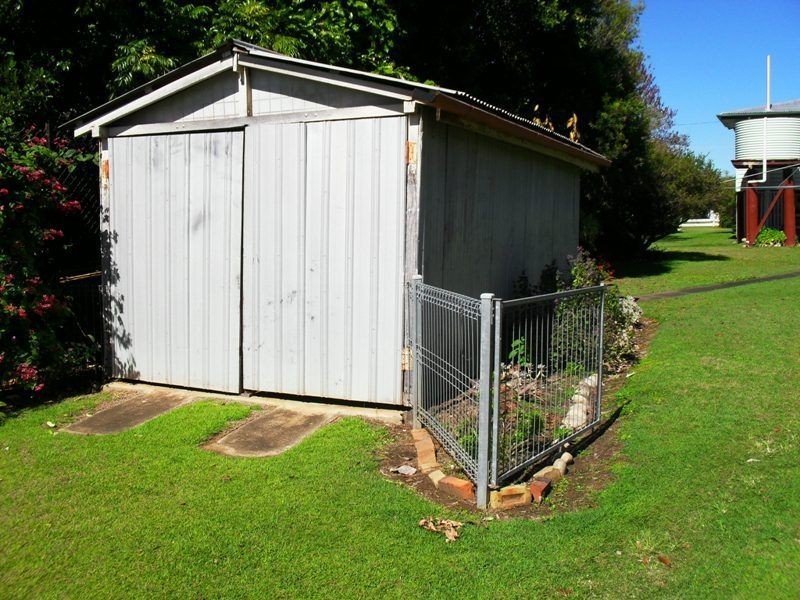 130 Drayton Street, Nanango QLD 4615