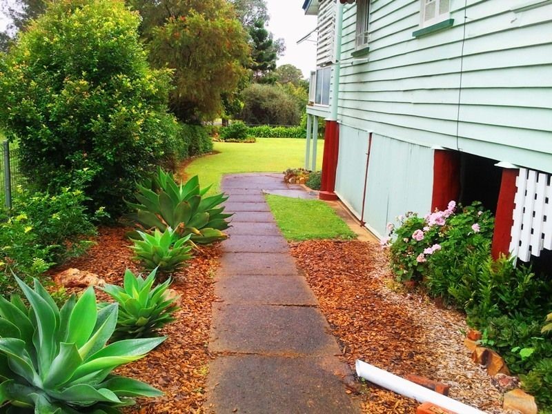 130 Drayton Street, Nanango QLD 4615