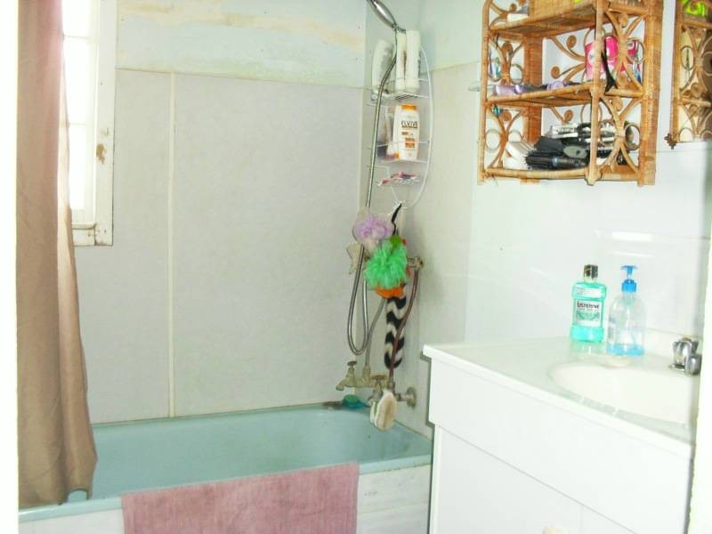 13 Wills Street, Nanango QLD 4615