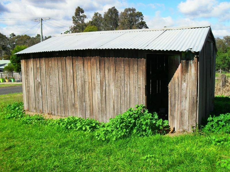 13 Wills Street, Nanango QLD 4615