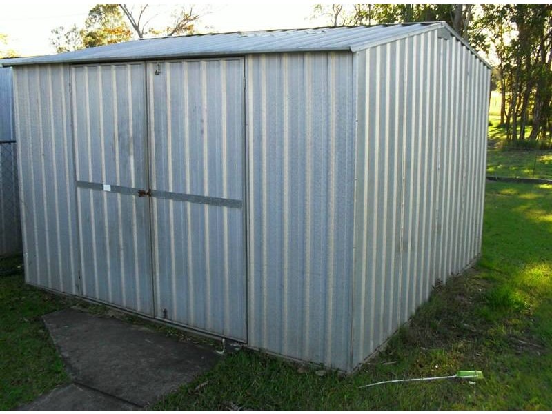 3 Fairway Drive, Nanango QLD 4615