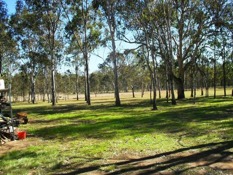 72 Templeton Road, Nanango QLD 4615