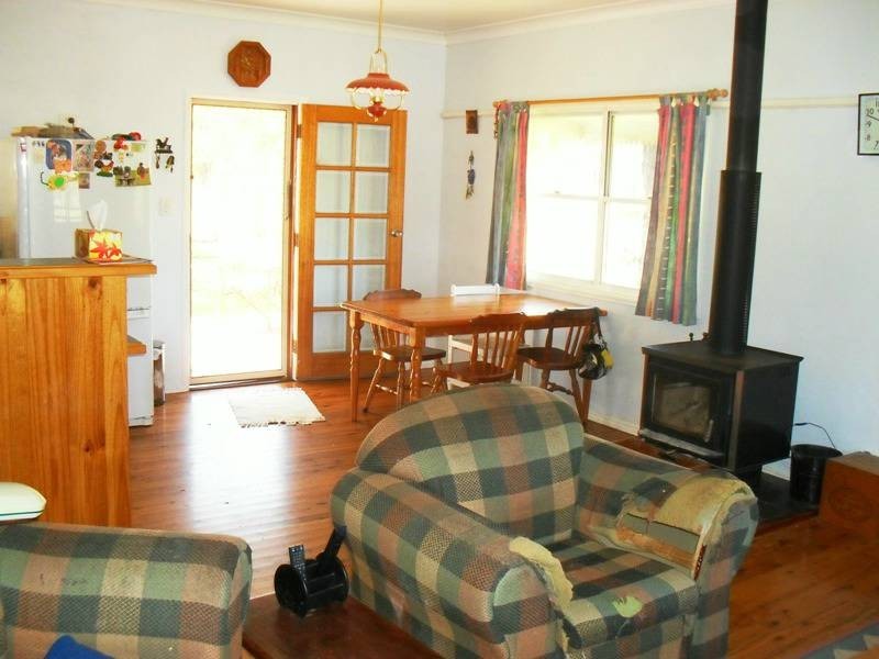 72 Templeton Road, Nanango QLD 4615