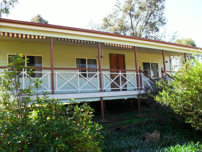 72 Templeton Road, Nanango QLD 4615