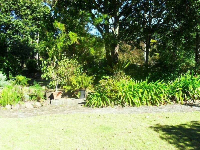 89 Calvert Road, Nanango QLD 4615