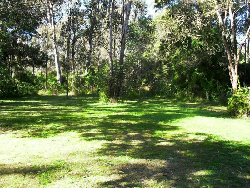 89 Calvert Road, Nanango QLD 4615