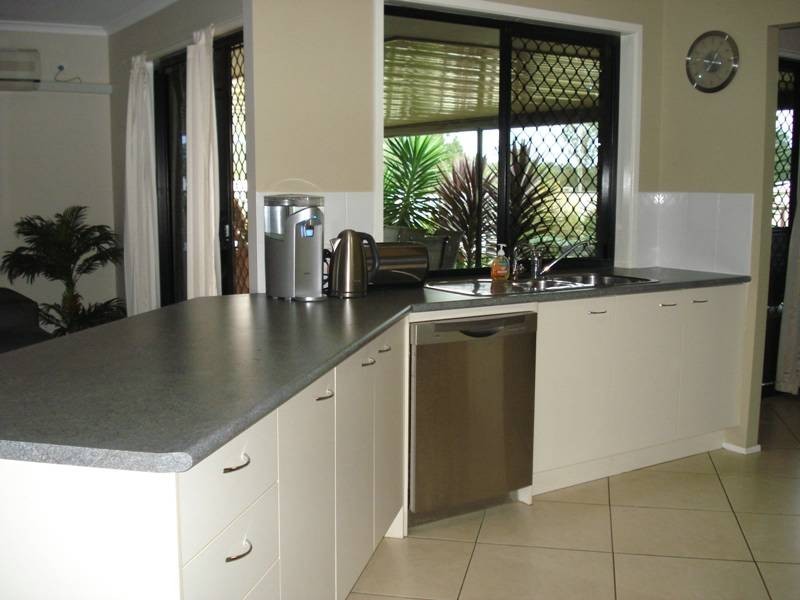 1 Avoca Place, Nanango QLD 4615
