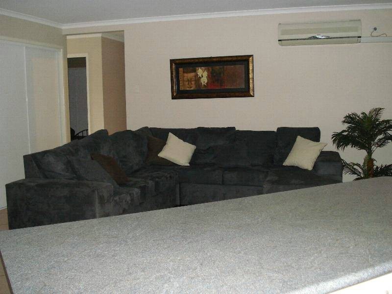 1 Avoca Place, Nanango QLD 4615