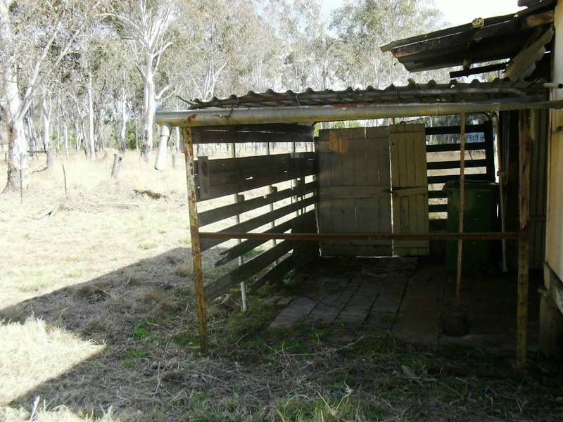 6 King Street, Nanango QLD 4615