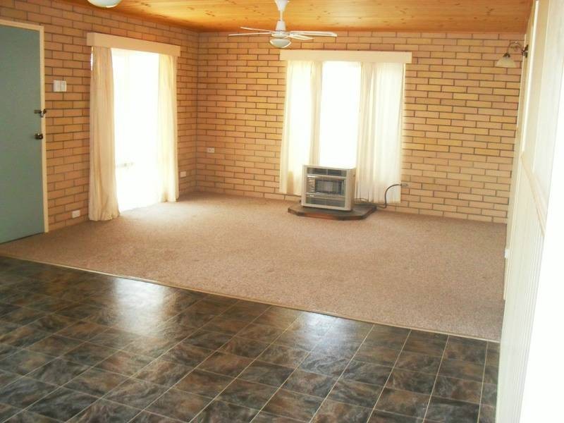 27 Normanby Street, Nanango QLD 4615