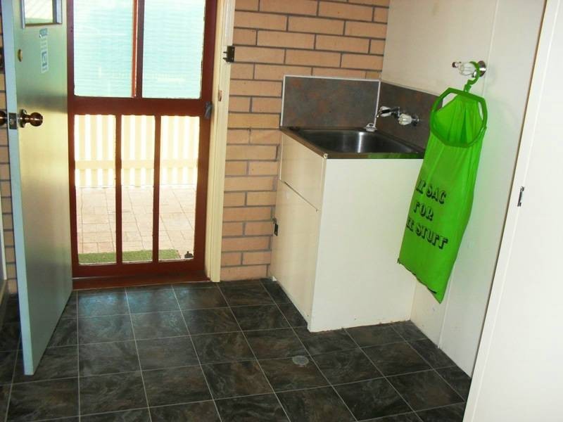 27 Normanby Street, Nanango QLD 4615