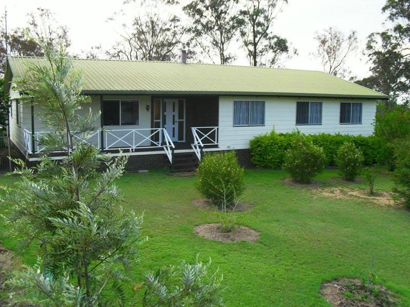 32 Brazier Road, Nanango QLD 4615