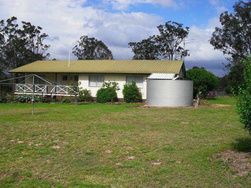 32 Brazier Road, Nanango QLD 4615