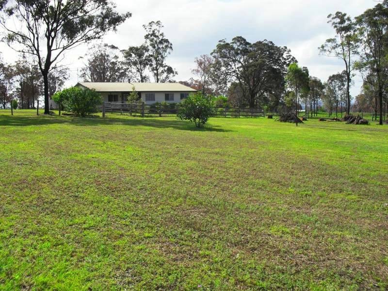 32 Brazier Road, Nanango QLD 4615