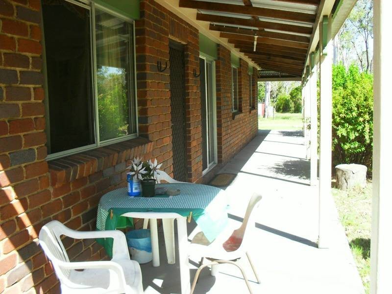 184 Carbeen Crescent, Nanango QLD 4615