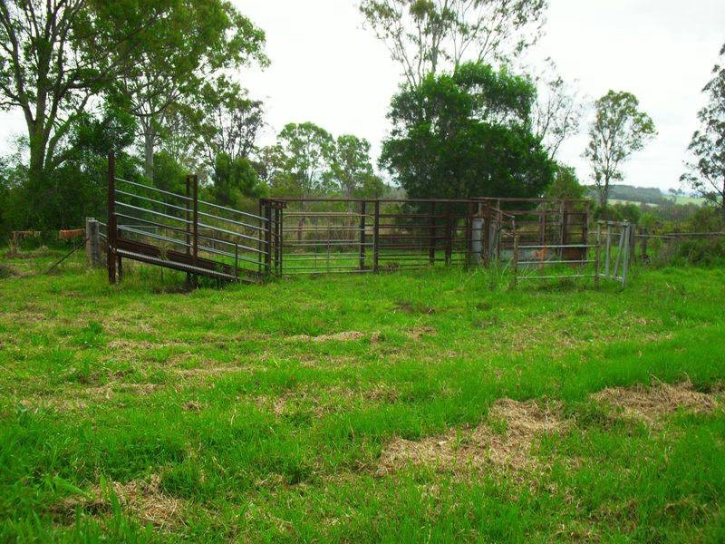 317 Mt Binga Road, Blackbutt QLD 4306