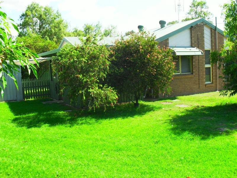 14 Burnett Street, Nanango QLD 4615