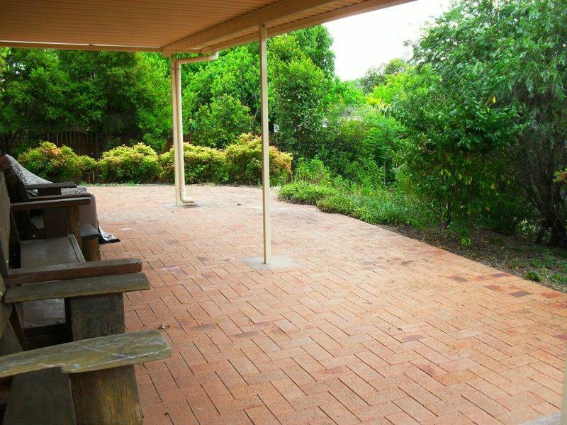 4 Corbett Street, Nanango QLD 4615