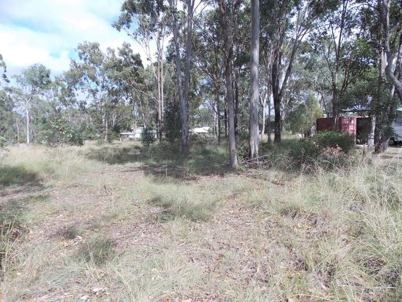 33 Home Street, Nanango QLD 4615