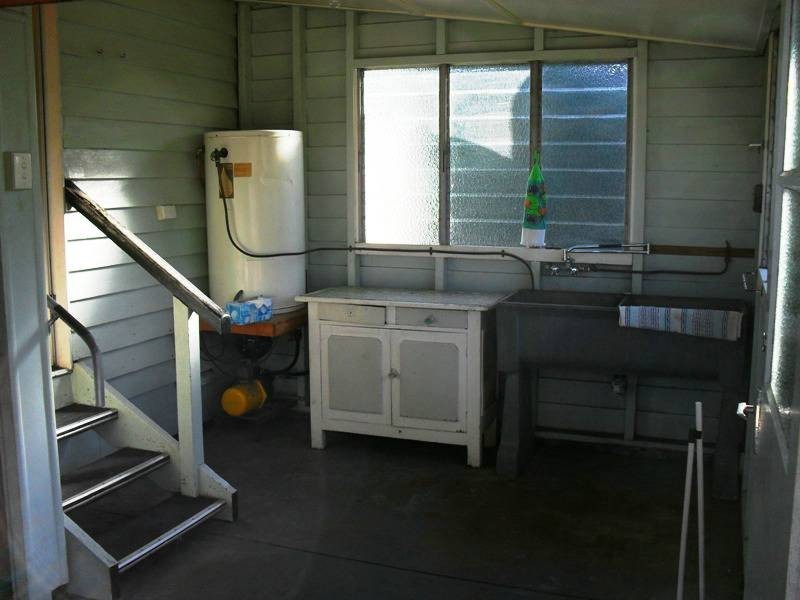 8 Appin Street, Nanango QLD 4615