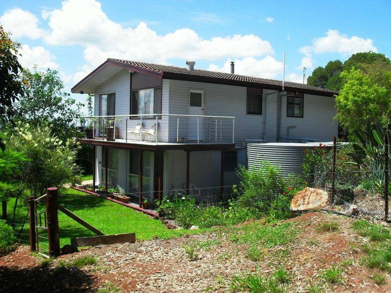 87 Tom Smith Drive, Nanango QLD 4615