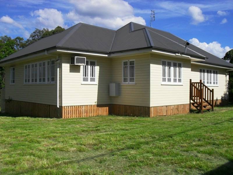 52 Chester Street, Nanango QLD 4615