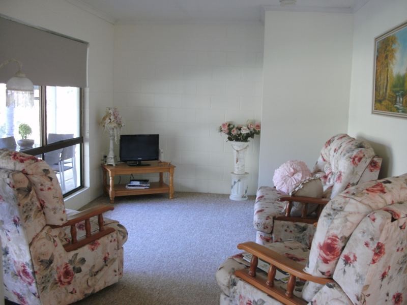 234 Malar Crescent, Nanango QLD 4615