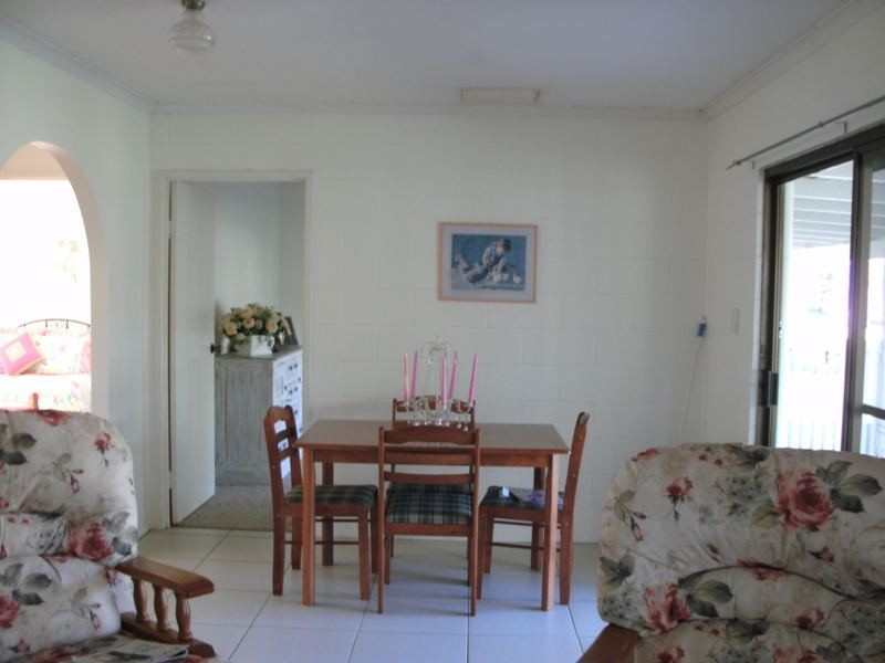 234 Malar Crescent, Nanango QLD 4615