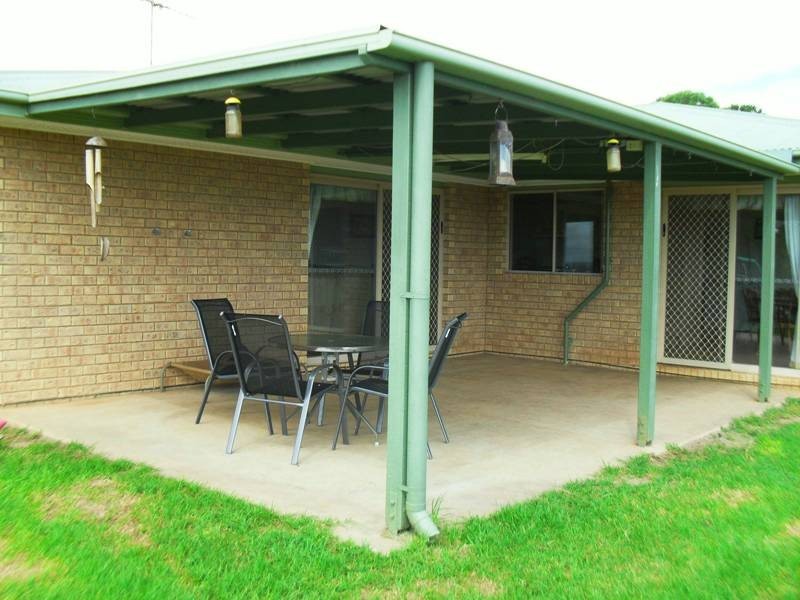 34 North Kerton Road, Nanango QLD 4615
