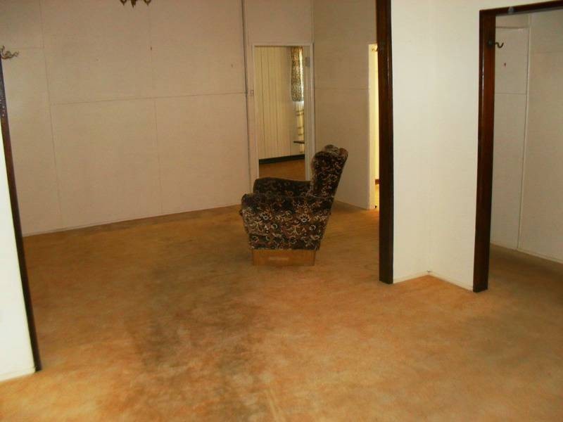 22 Douglas Street, Yarraman QLD 4614