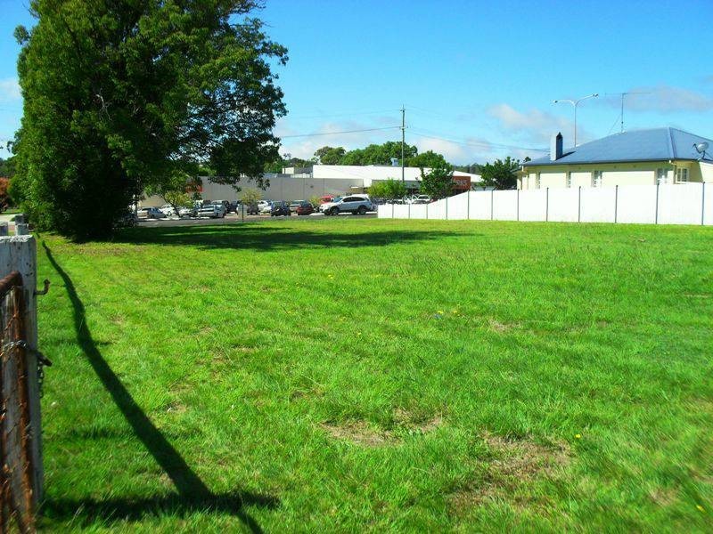 63 Fitzroy Street, Nanango QLD 4615