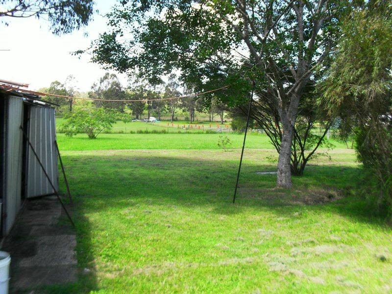 9 Dioth Street, Yarraman QLD 4614