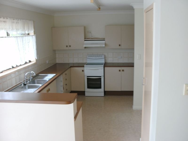 86 Brisbane Street, Nanango QLD 4615