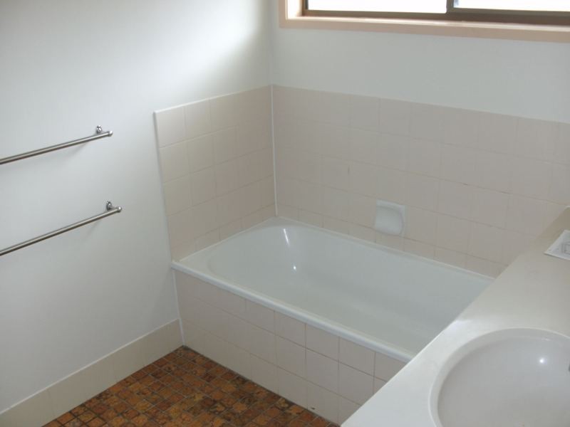 86 Brisbane Street, Nanango QLD 4615